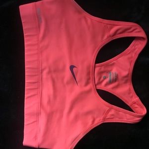 Nike Dry fit sports Bra